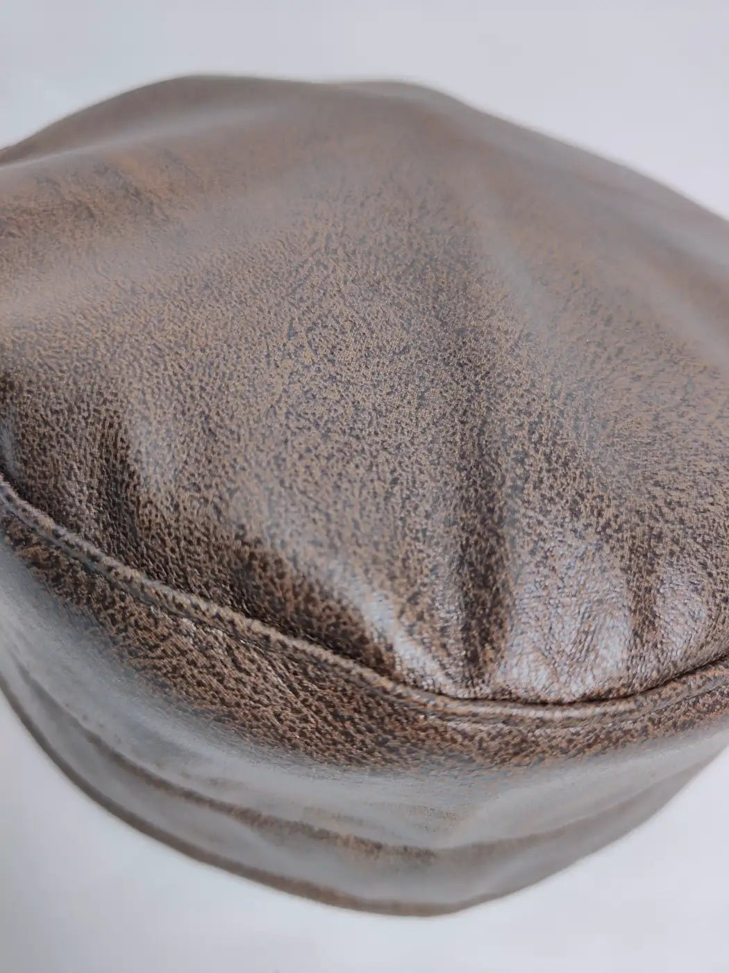leather cap in brown from Kashmirleather cap in brown from Kashmir