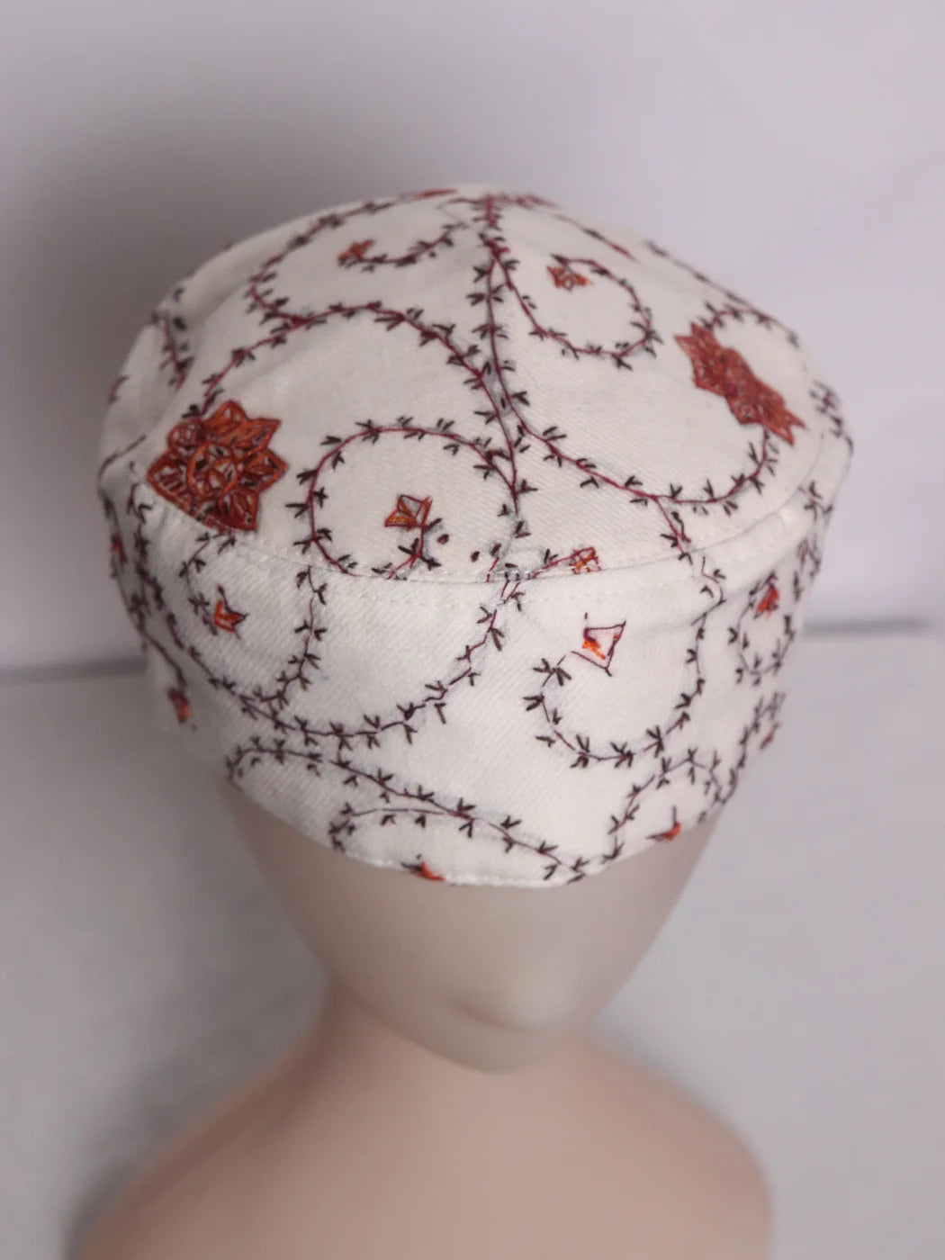 Aabshar White Kashmiri Unique Handmade Sozni Cap|Topi For Men