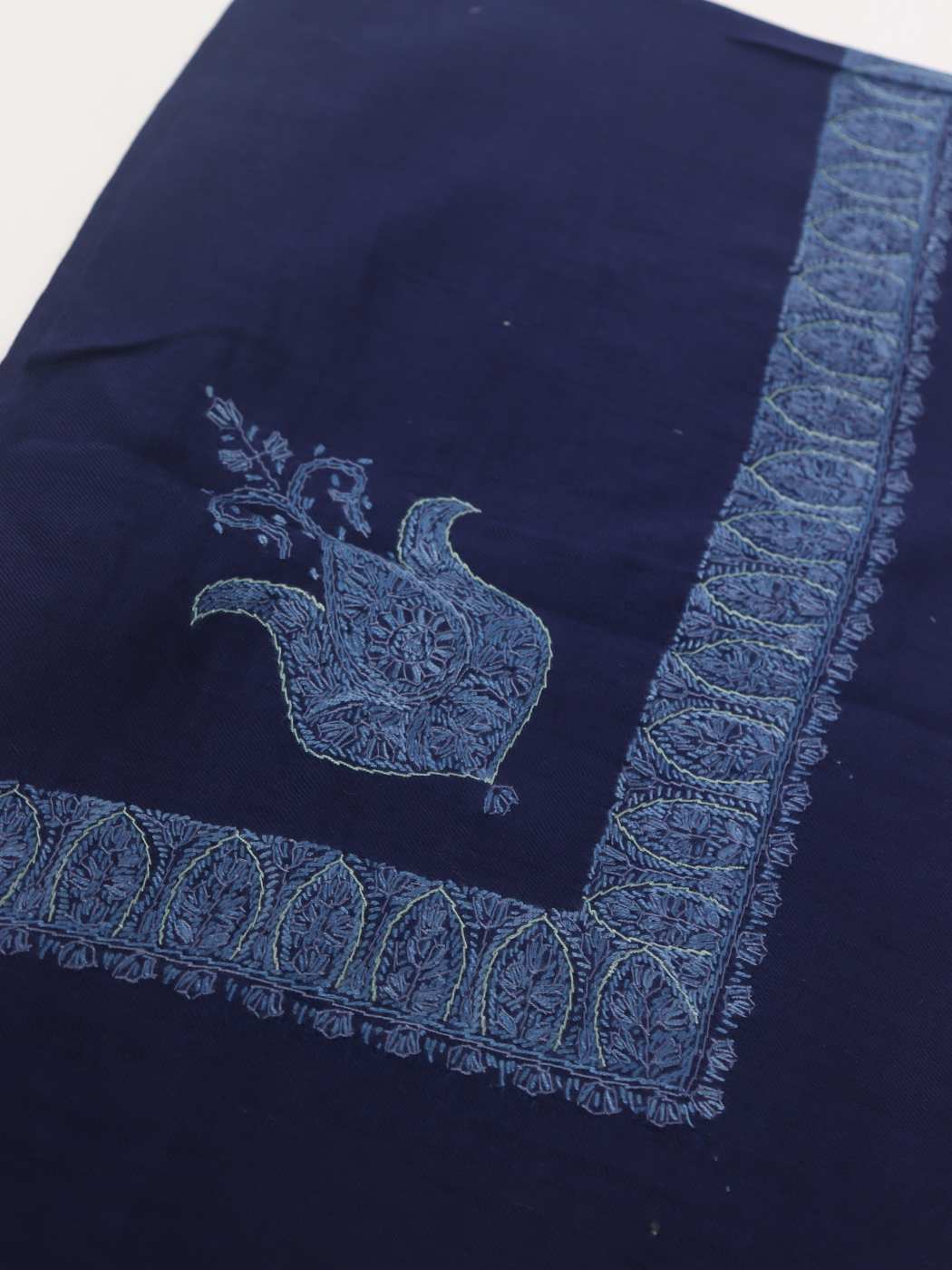 MP Pashmina Middle East Shemagh Headscarf With Kashmiri Hand Sozni Work