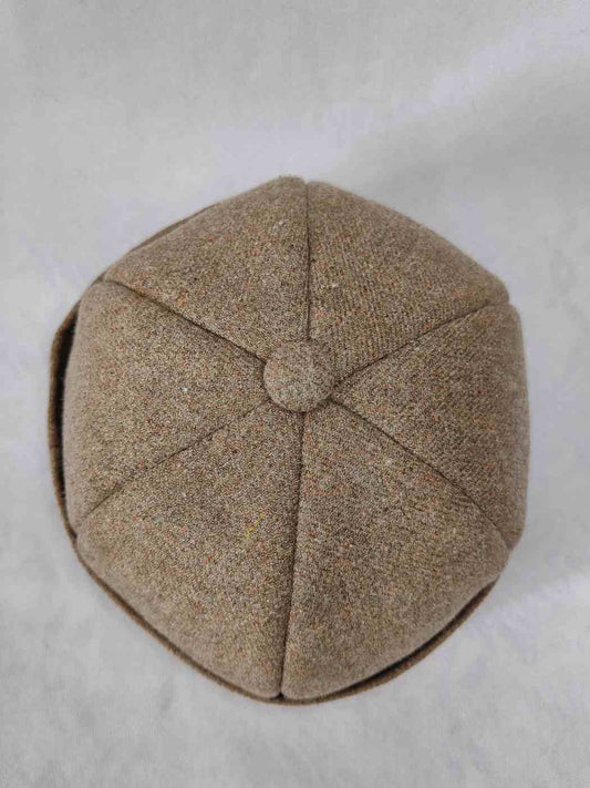 Beige traditional cap panel design top side