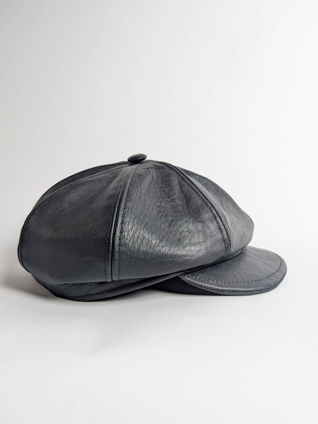 french flat cap in black leather