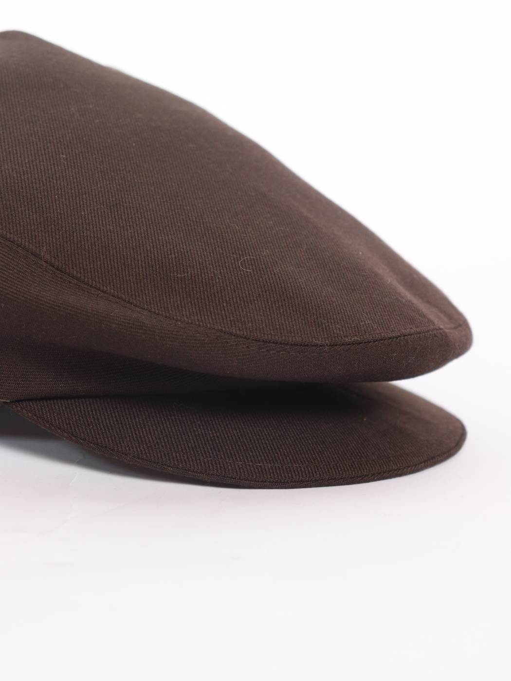 brown golf flat cap