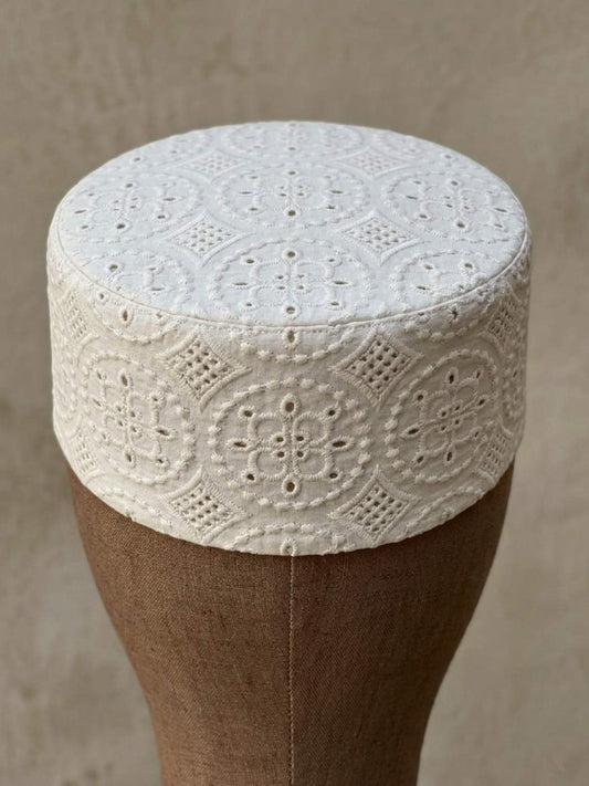 White Cotton Cap for Summer in Hakoba Pattern