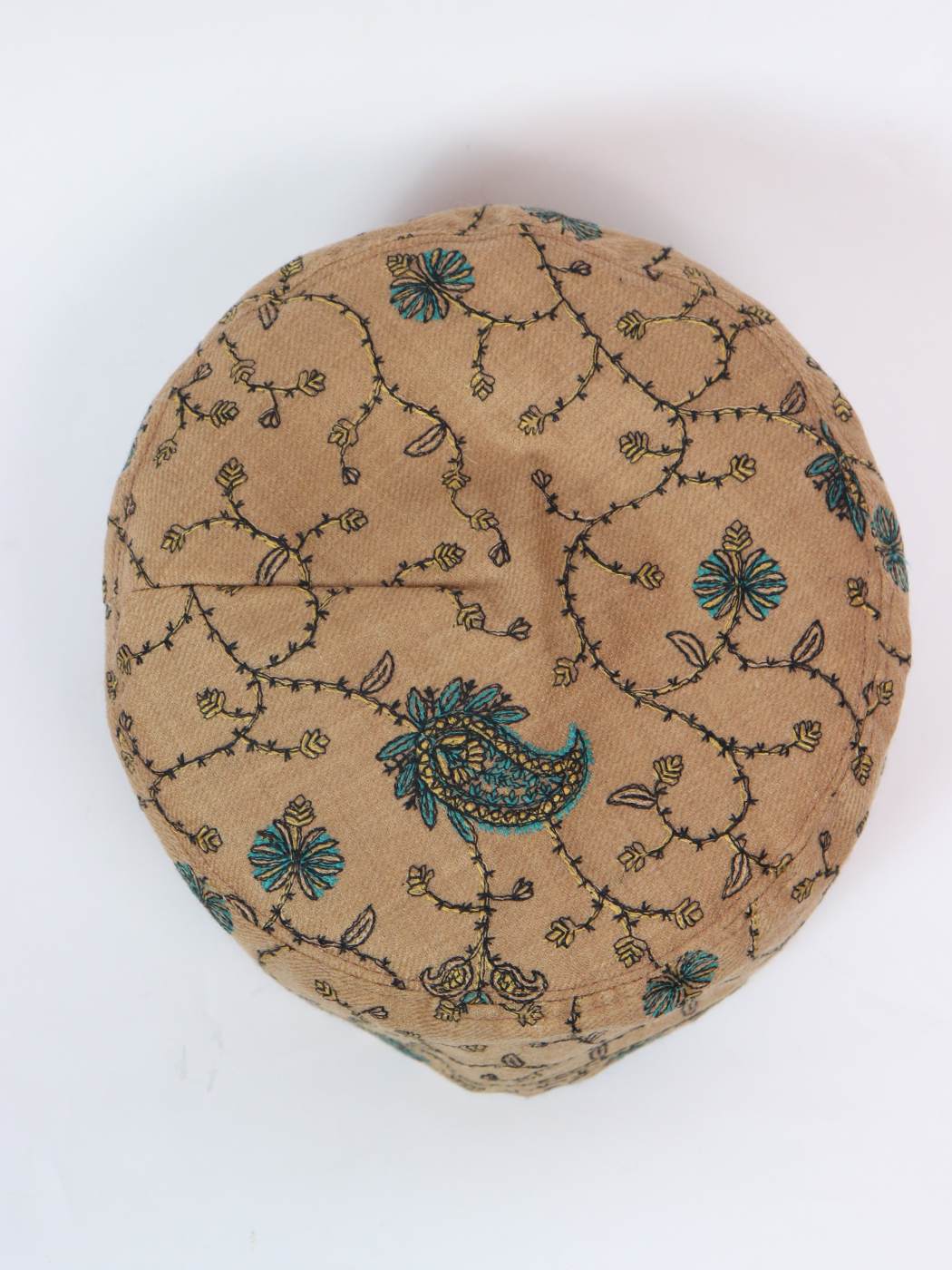 Beige Kashmir cap in sozni embroidery top side