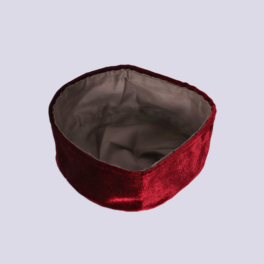 maroon velvet cap inside lining