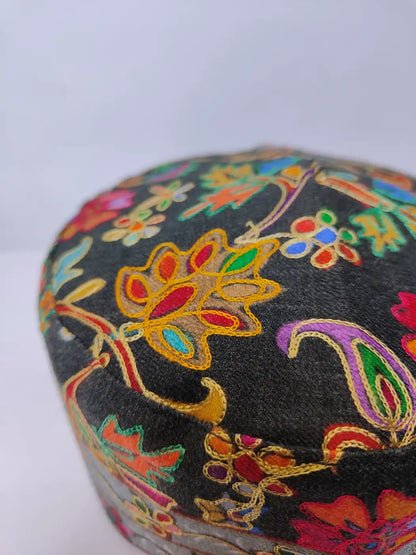 black top side of the lightweight cap in kalamkari work