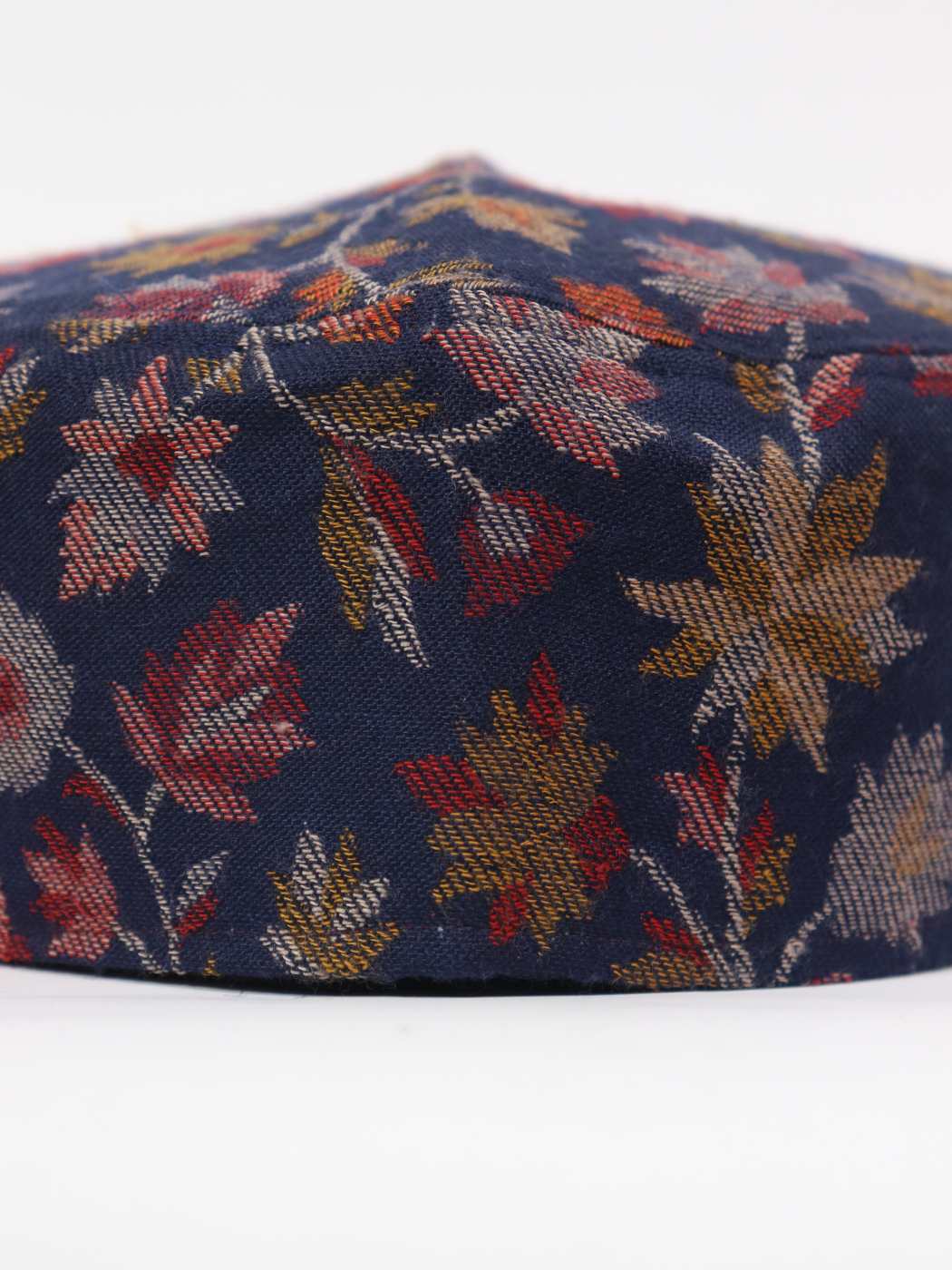 floral pattern cap in kani