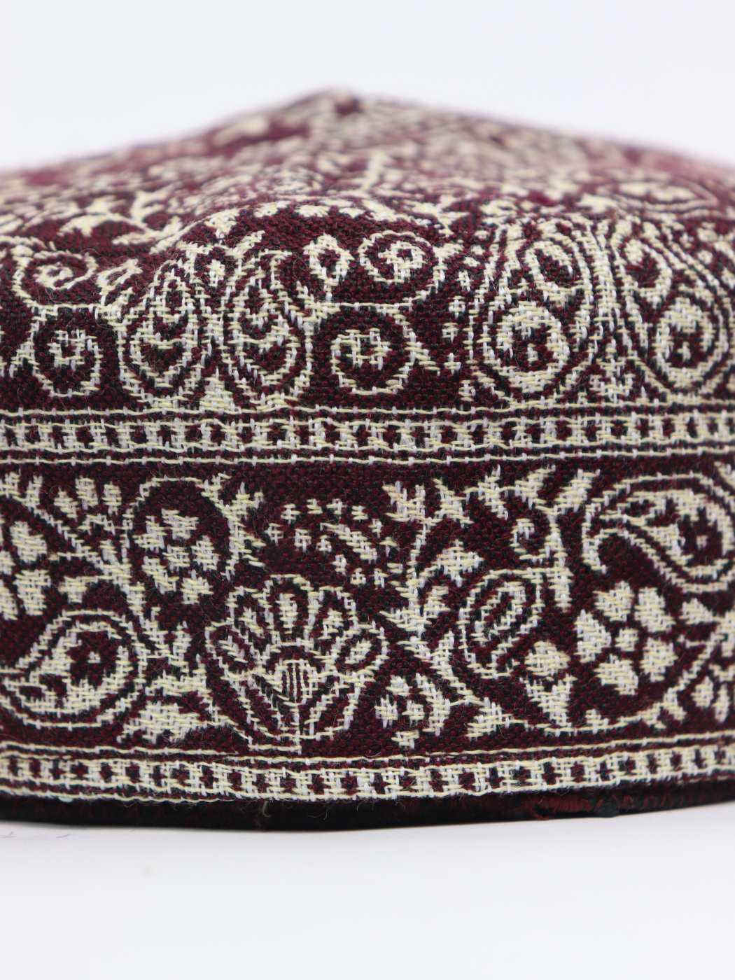 kashmiri topi with kani woven pattern 