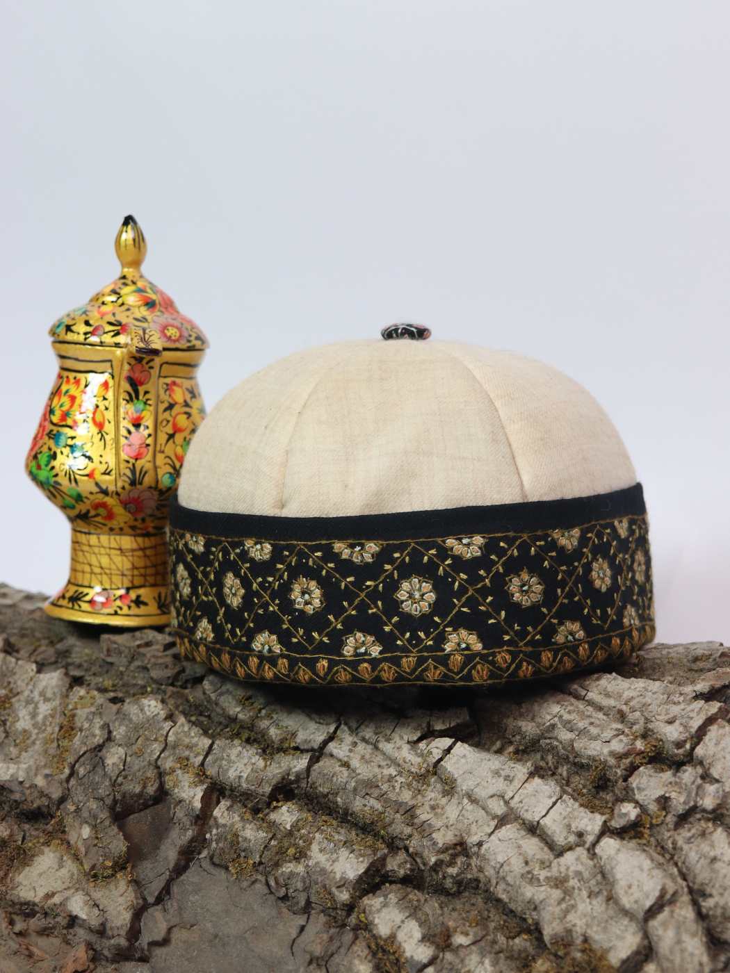Cream Kashmiri Pure Pashmina Hand Sozni Cap Beanie Style
