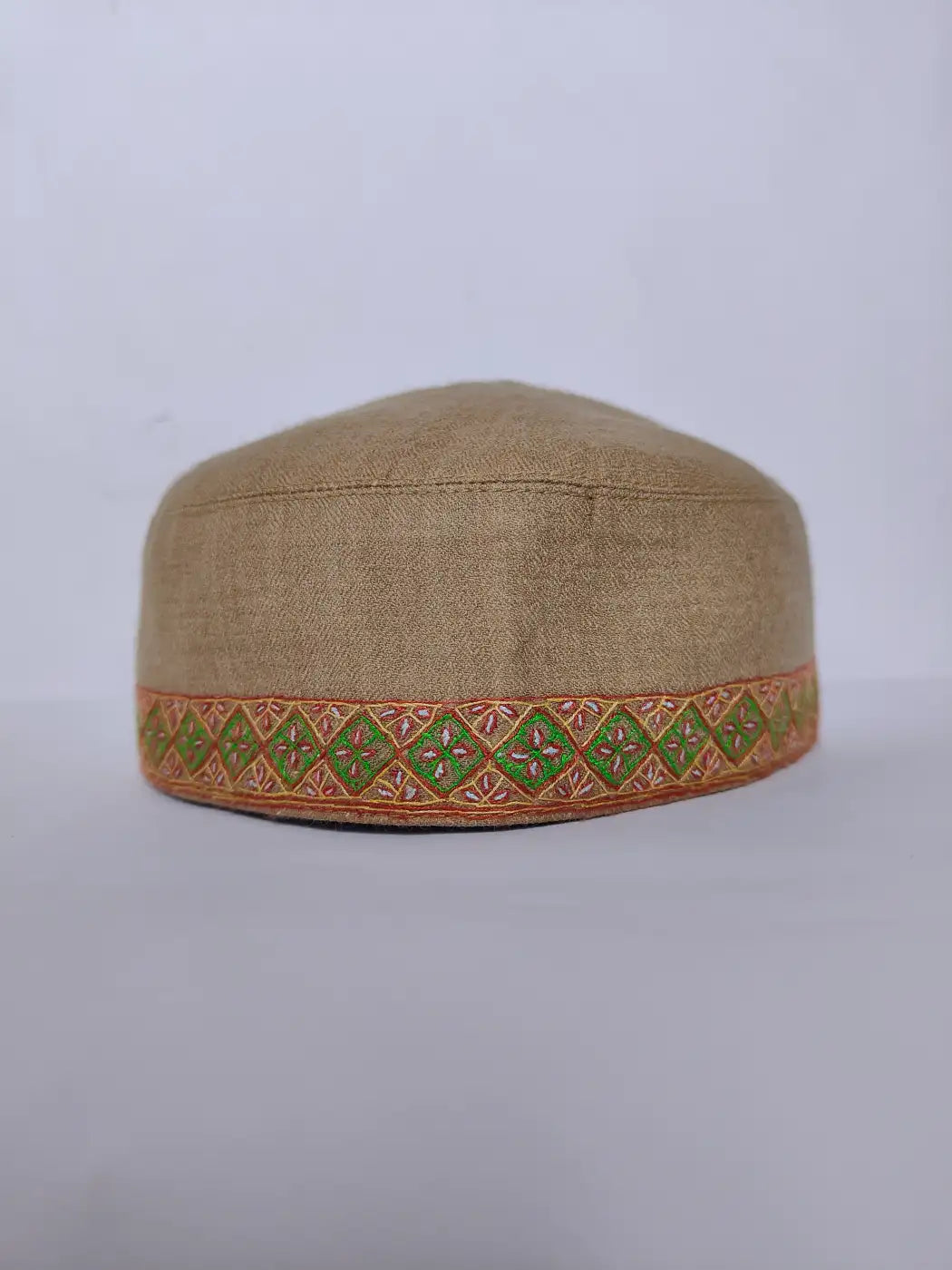 Kashmiri round mens cap with geometrical pattern in hand sozni embroidery 