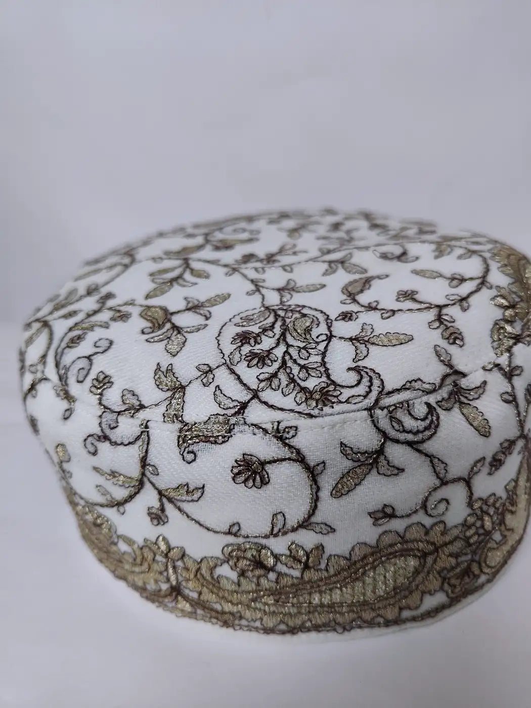 kashmiri white zari cap