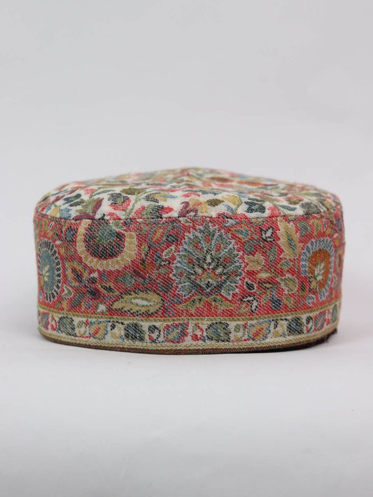 Off White Kani Cap in Floral Design