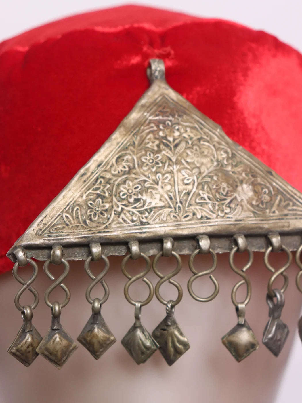 Kashmiri Traditional Kasaba Cap |Topi For Women With Vintage Jewelry Gulab