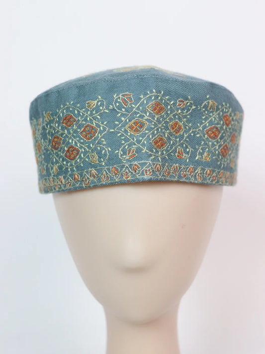 Rasik Kashmiri Grey Foldable Toosha Cap with Hand Sozni Embroidery