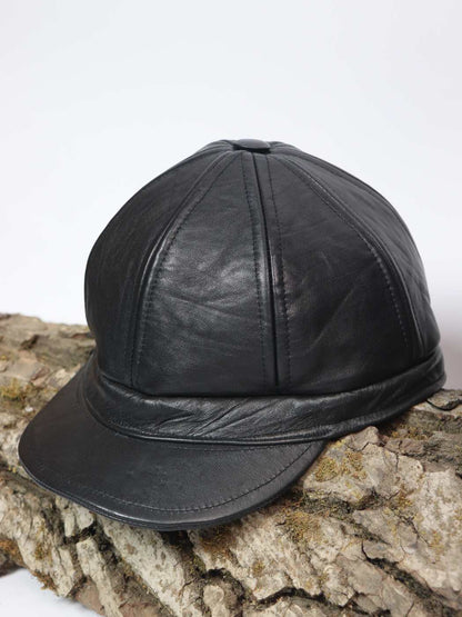 Kashmiri cap in pure leather and tweed