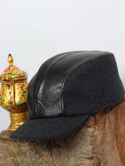 black gents cap in pure leather 