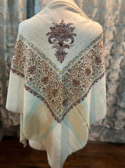 Pure pashmina Headscarf with hand sozni work