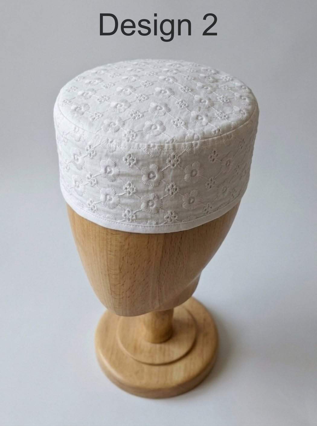 stylish round cap in cotton for summer 