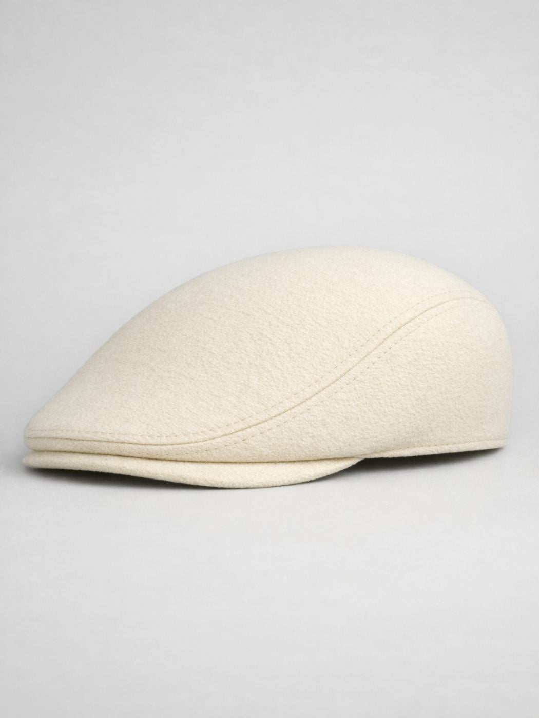 White golf cap in premium semi pashmina fabric