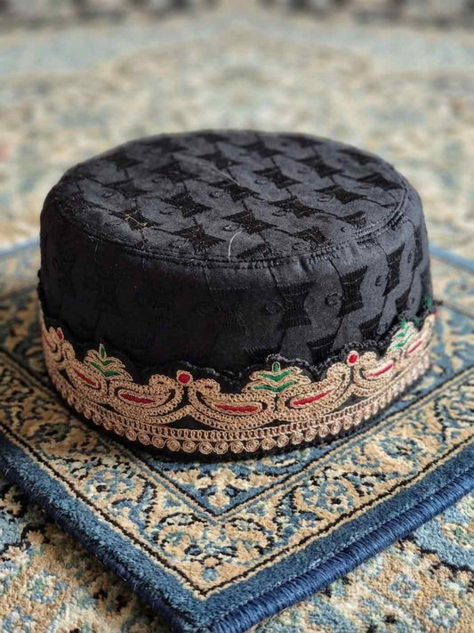 black cotton cap