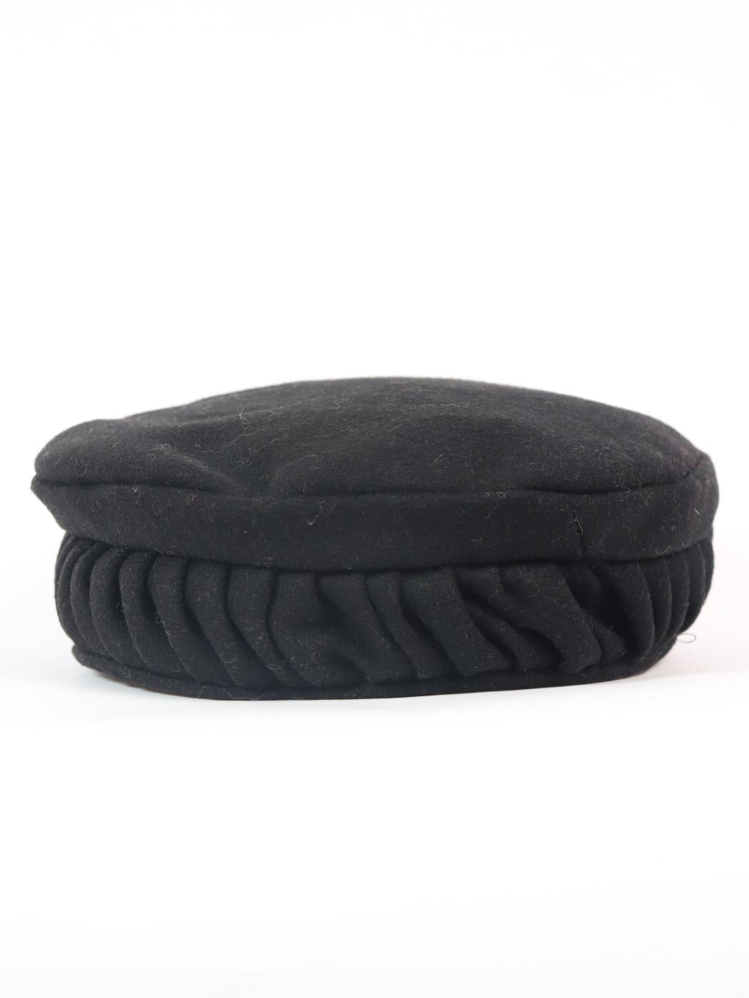 Black Twisted Pakol Cap – Handmade Kabuli Zigzag Topi