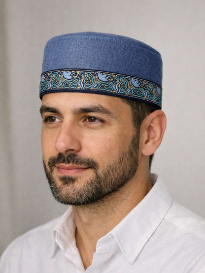 Blue Cotton Round Cap for Summer With Elegant Lace Border
