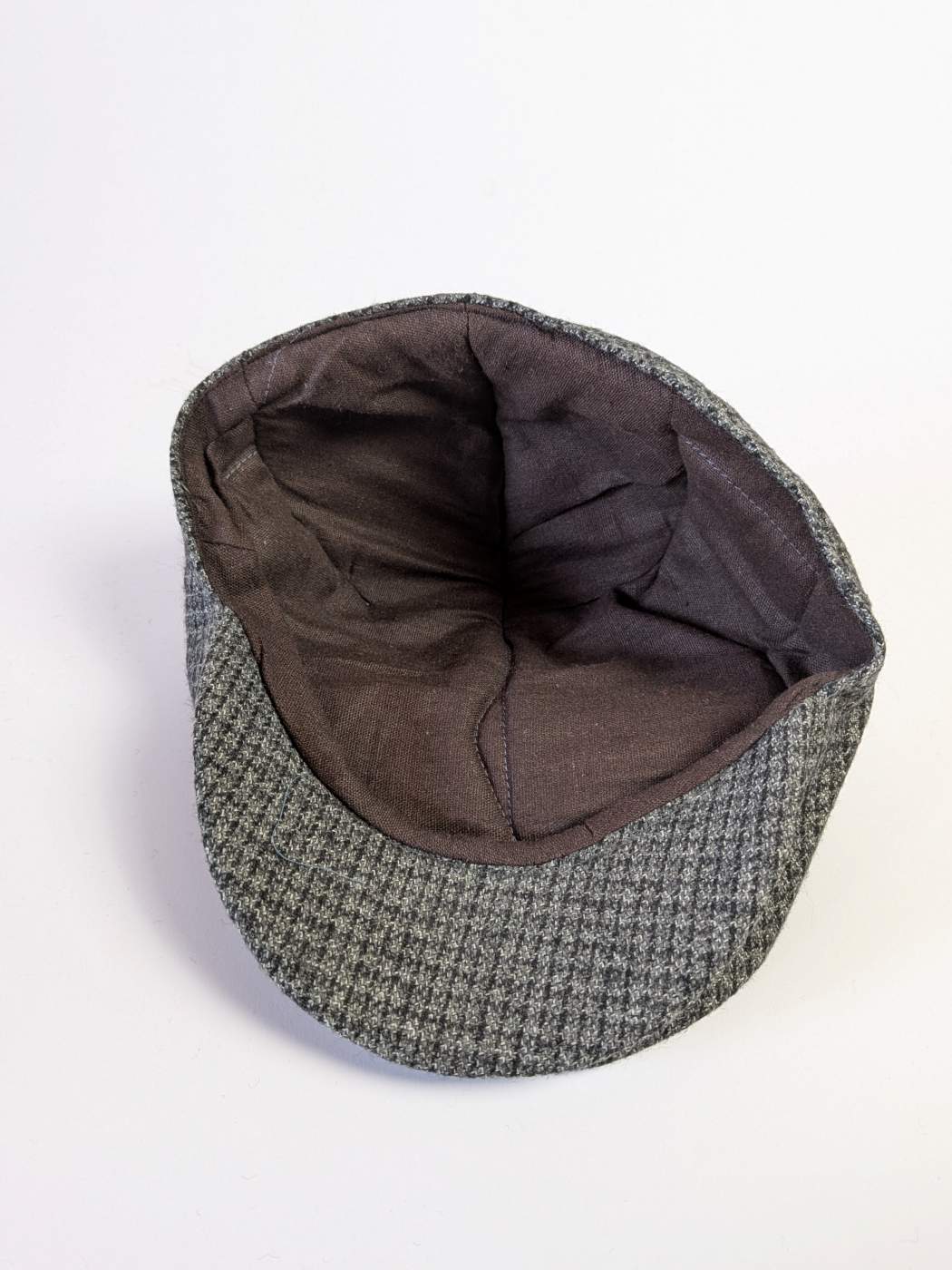 Ivy Cap | Flat Tweed Hat Greyish Black Stripes | Office Cap