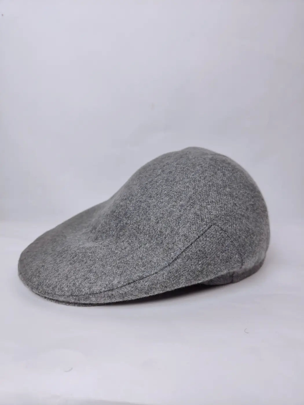 irish golf cap in grey