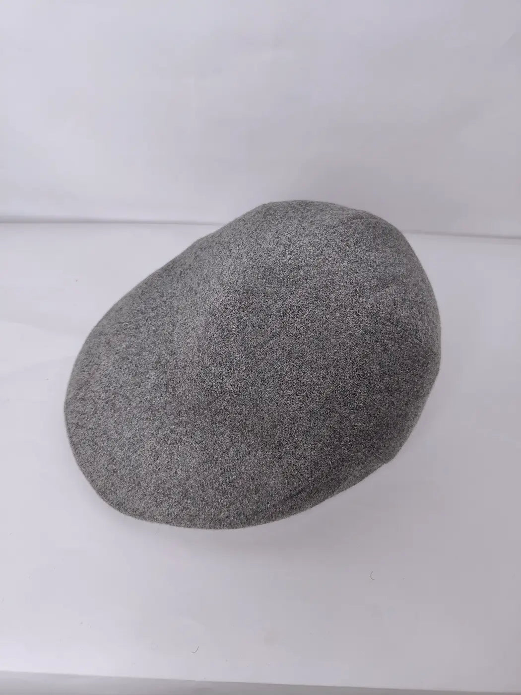 Grey golf cap top side