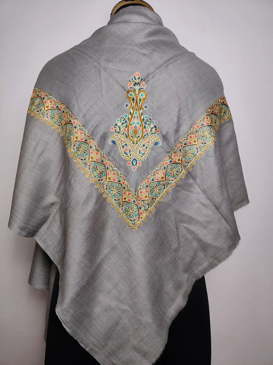 Arabic rumal for gents with nalki Aari embroidery at border and corner