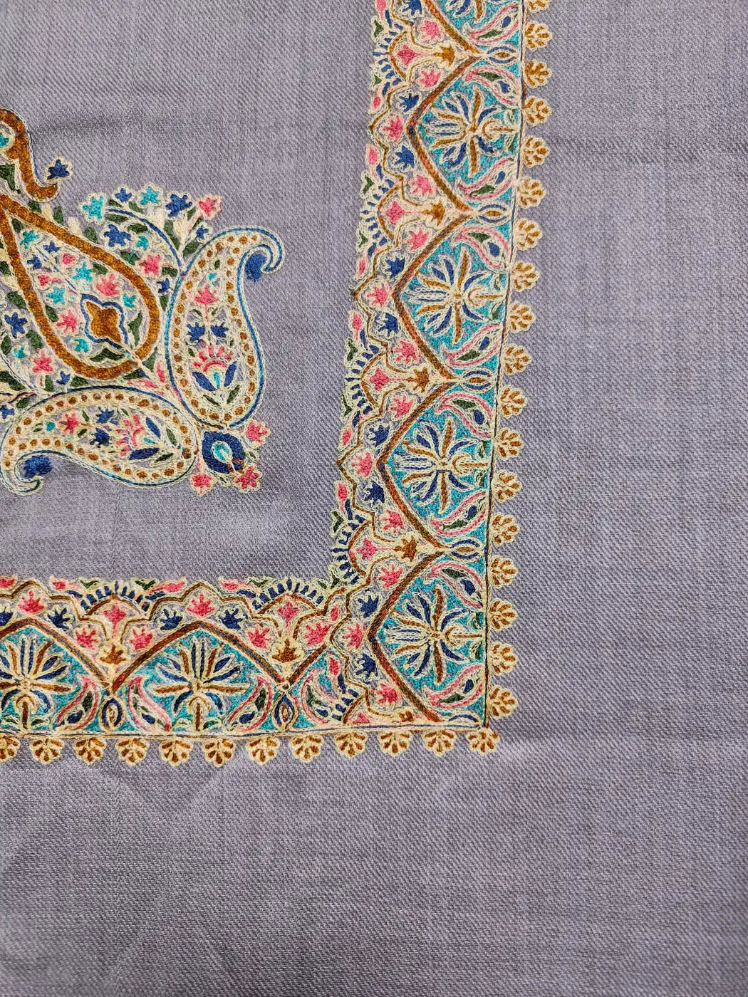 grey Headscarf for gents with border nalki aari work 