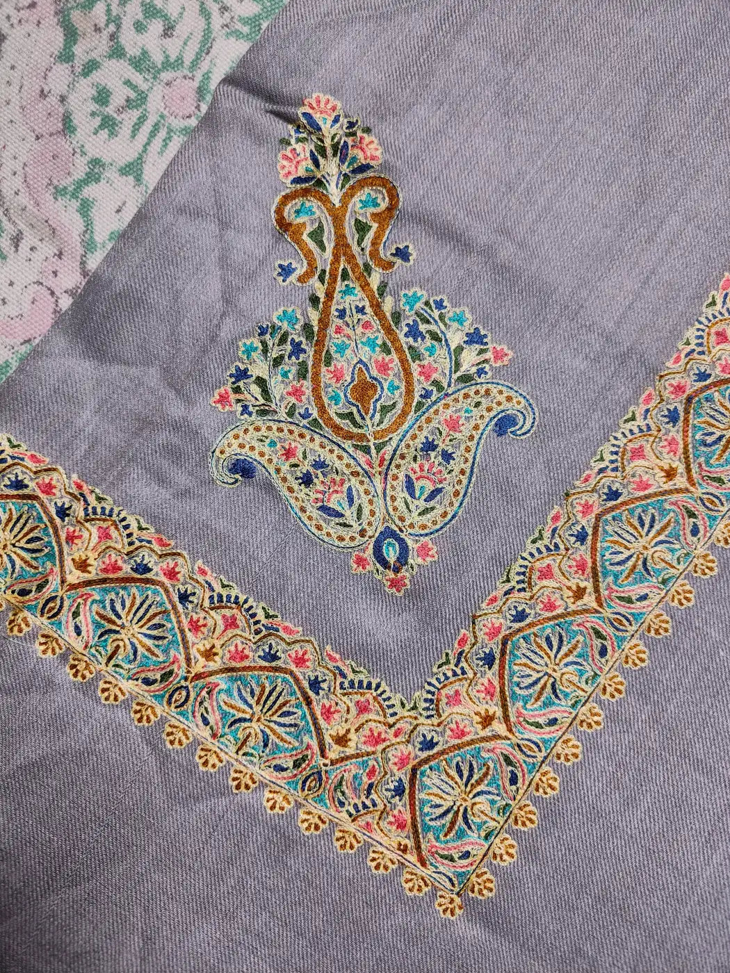 headwear scarf for men with paisley motif at corner