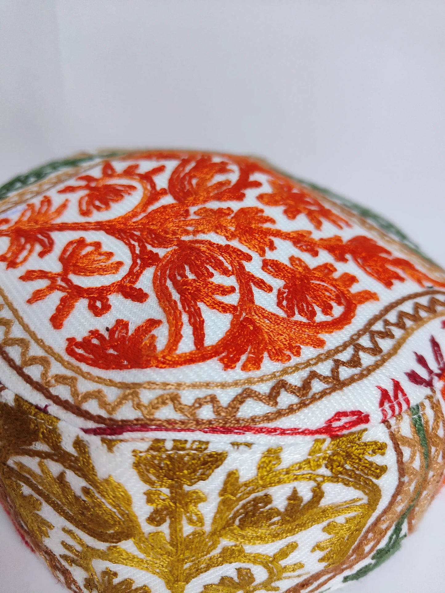 kashmiri topi with aari work on top