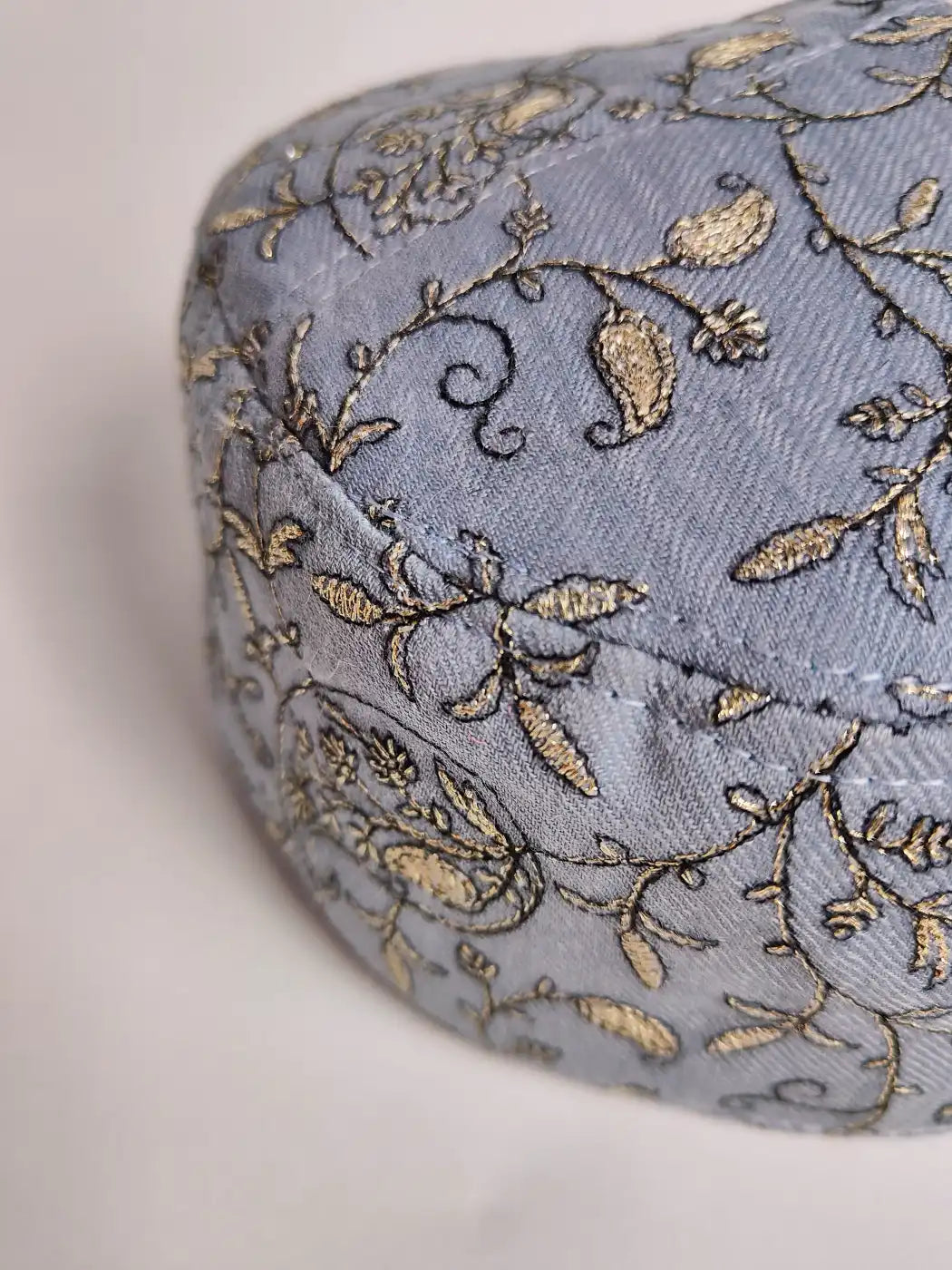 Nafees Zari Work Round Grey Mens Cap