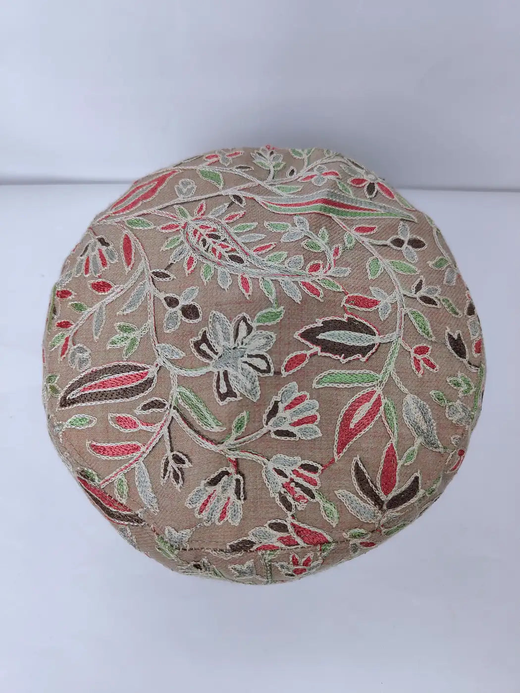 kashmiri cap in beige top side