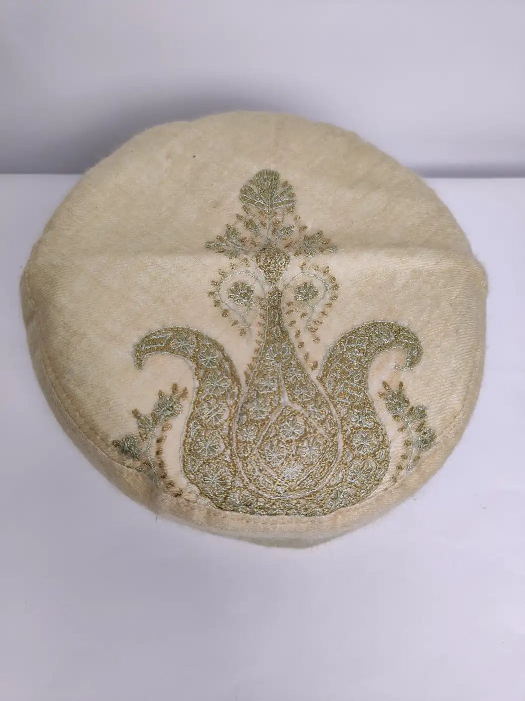 Stylish Pashmina Hafiz Cap in Cream with Kashmiri Sozni Embroidery