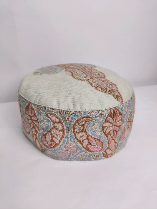 Pashmina Cream Cap for Gents with Kashmiri Sozni Embroidery