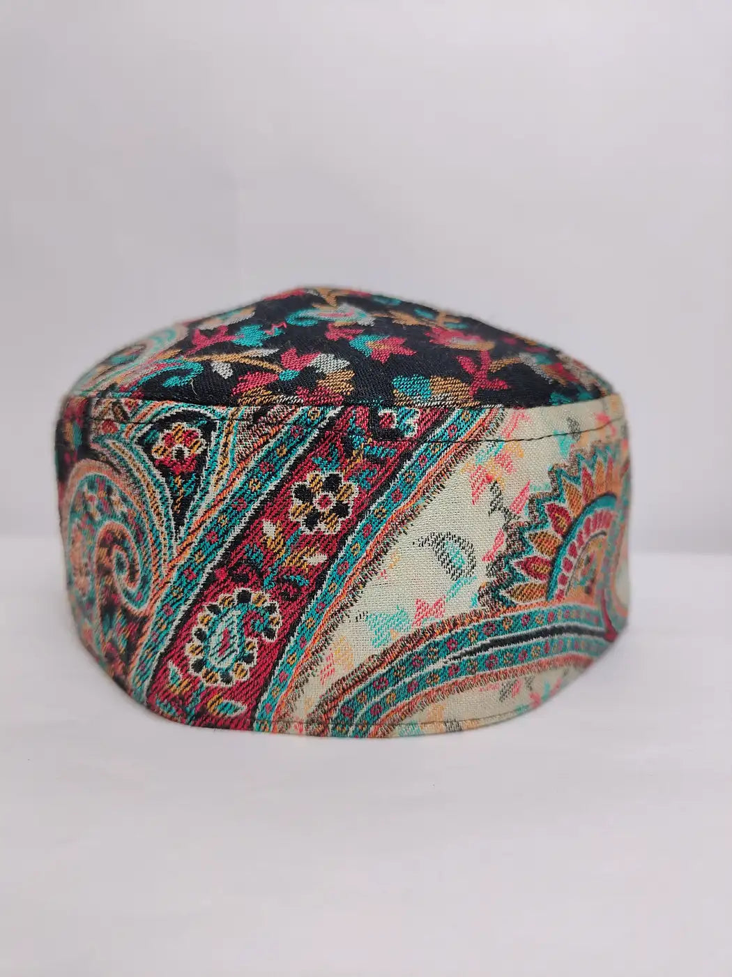 kani cap floral pattern across sides 