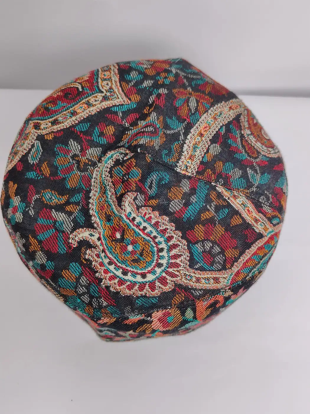 kani cap for gents with badam motif on top side 