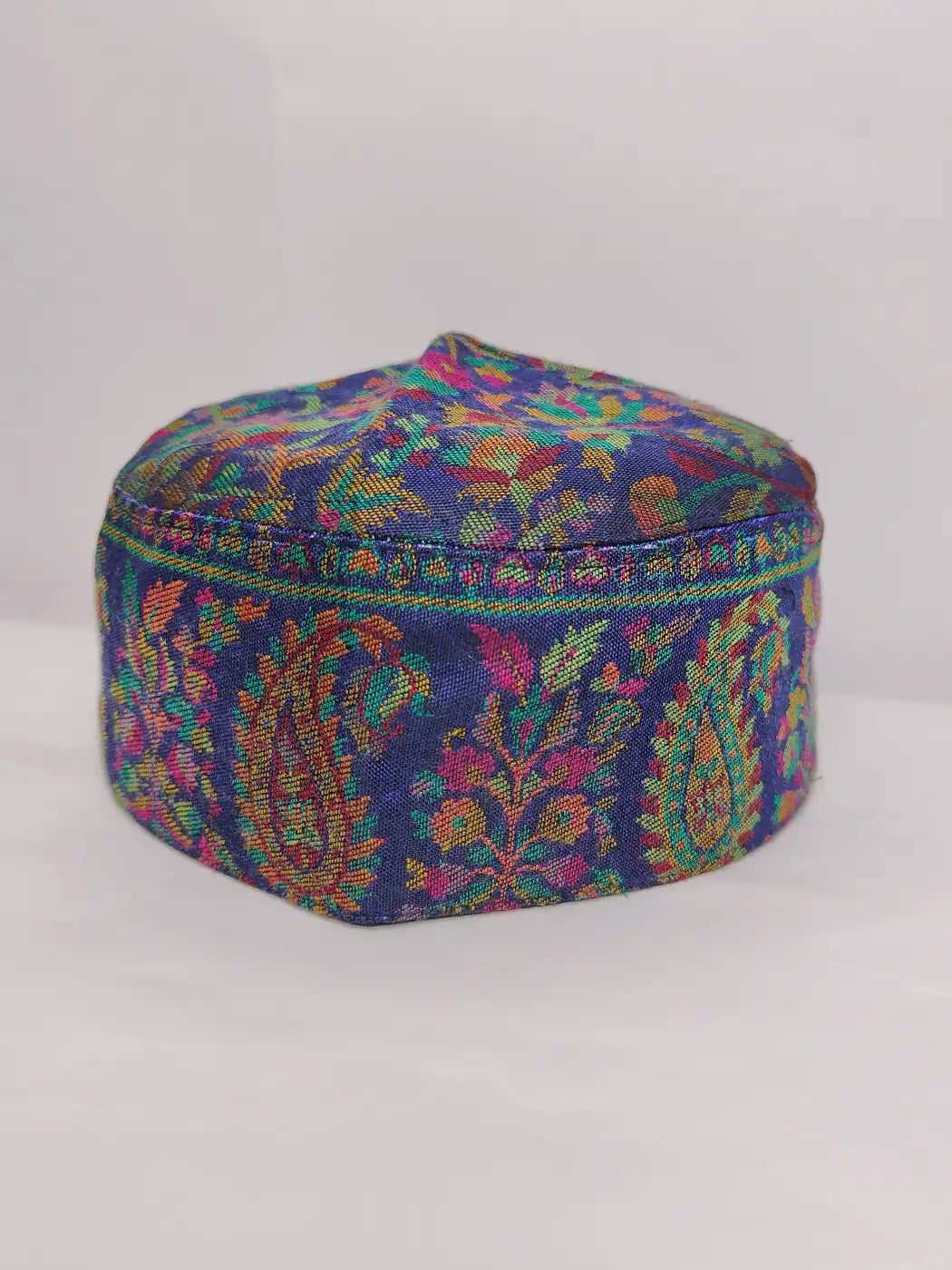 badam motif kani cap across sides