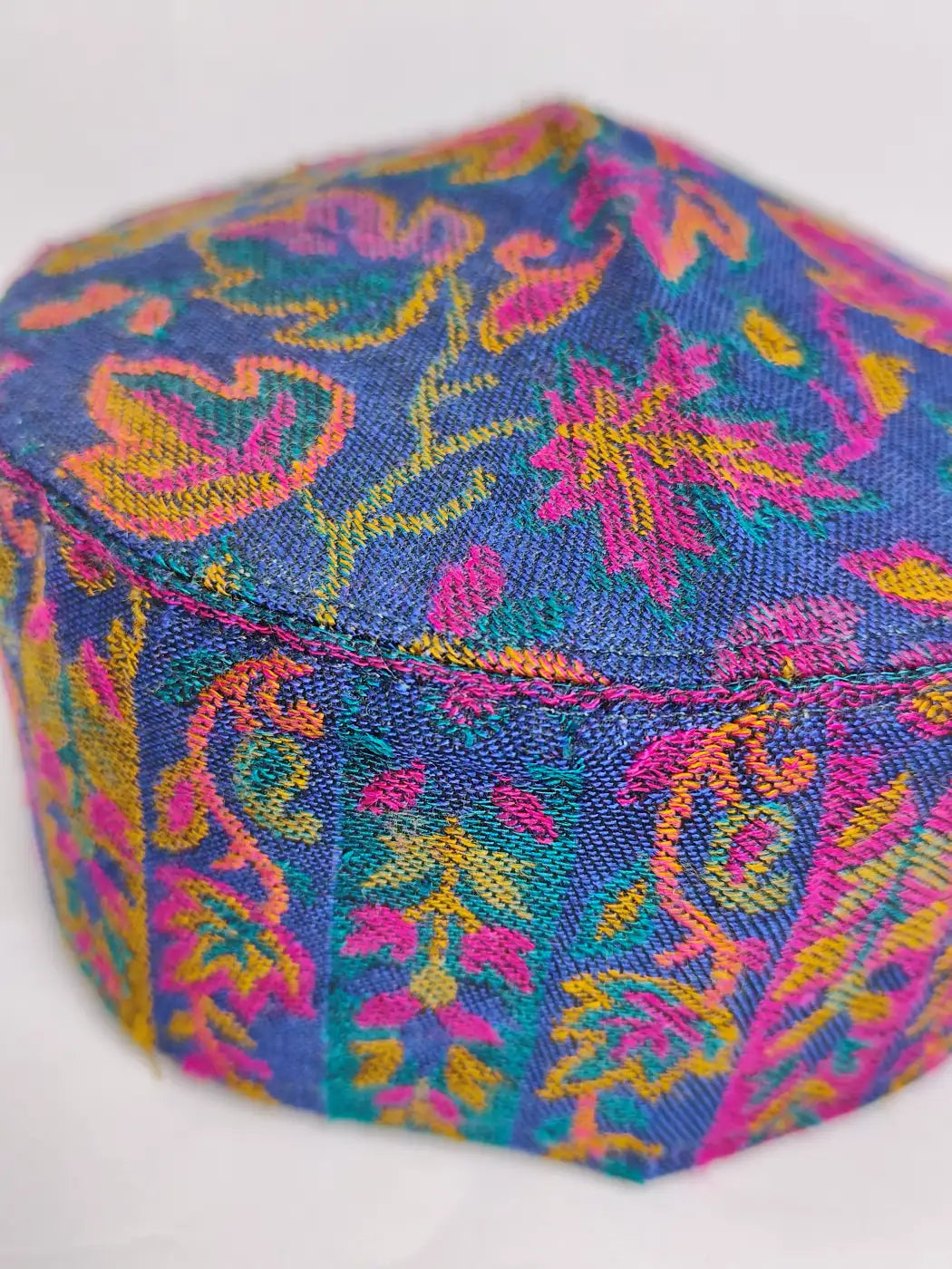 kani pattern cap in blue