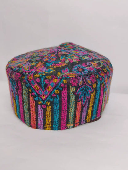black Kashmiri lightweight cap with lakeer pattern in kani