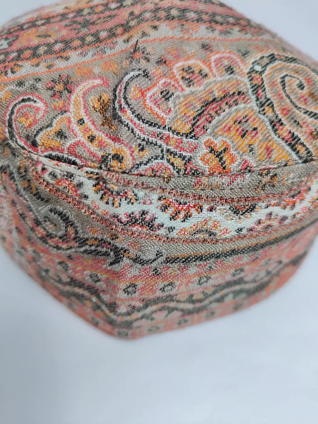 Kashmiri white cap in floral kani woven motifs