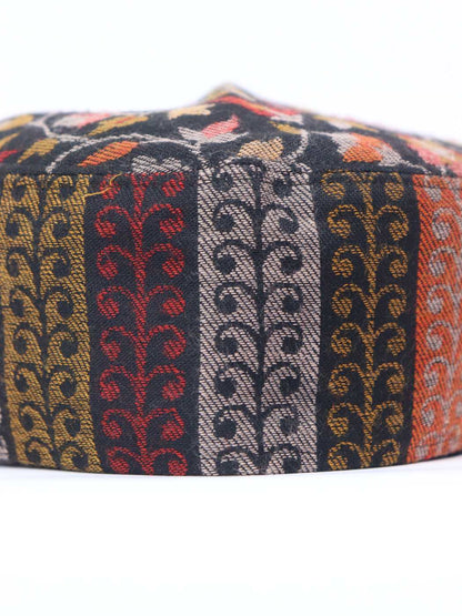 lakeer woven pattern cap