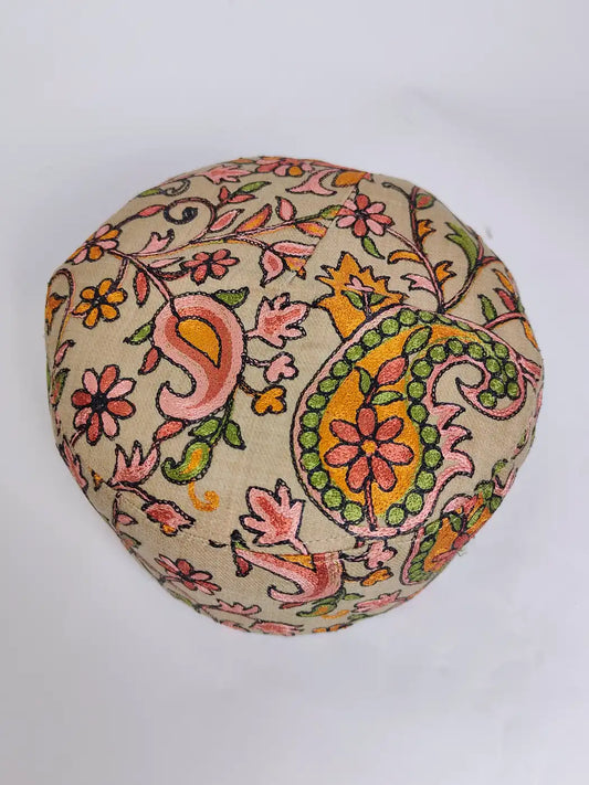 unique cap with top side nalki aari 