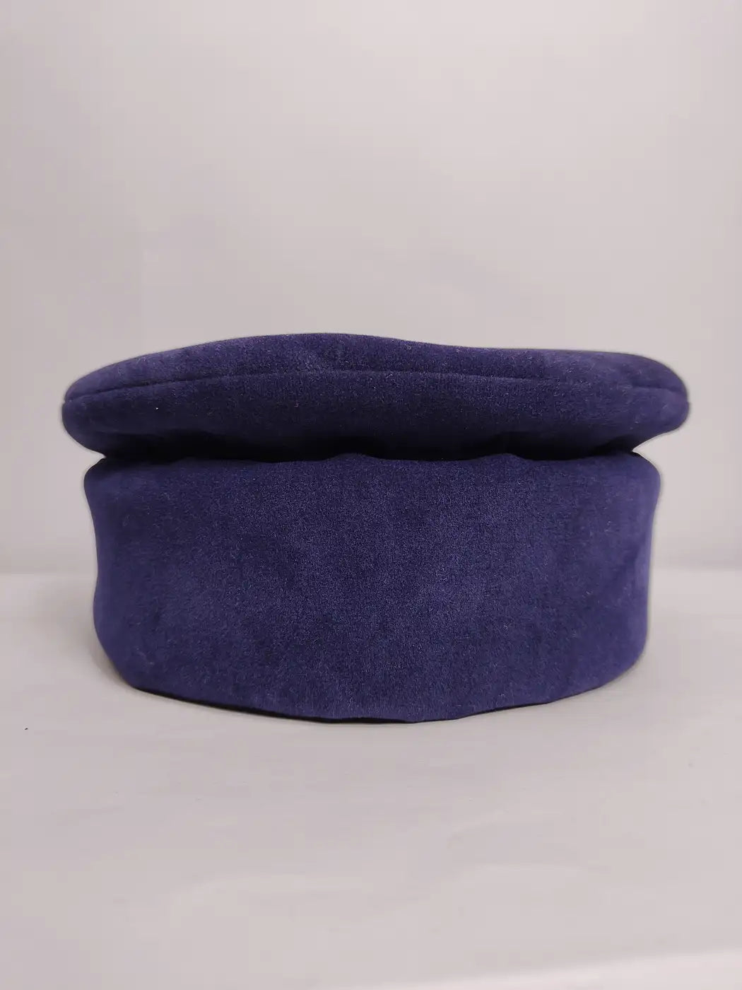 da
dark blue cap in pakol afghani style