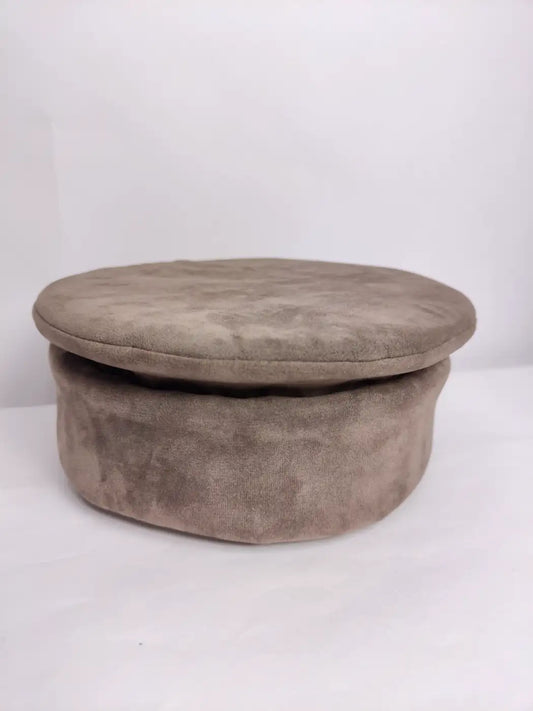 Kareem Pakol Cap in Grey Velvet