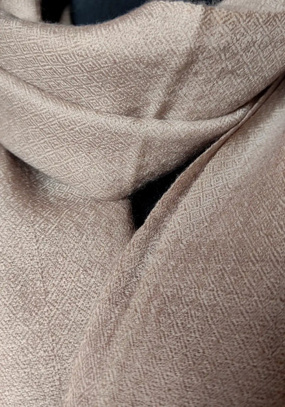 close detailing of pure pashmina muffler from Kashmir