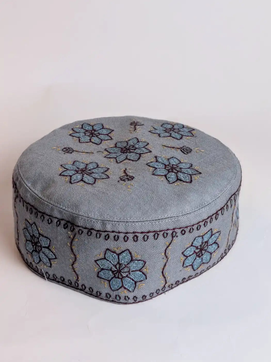 Kashmiri Abdullah Toosha Cap in Grey with Hand Sozni Embroidery