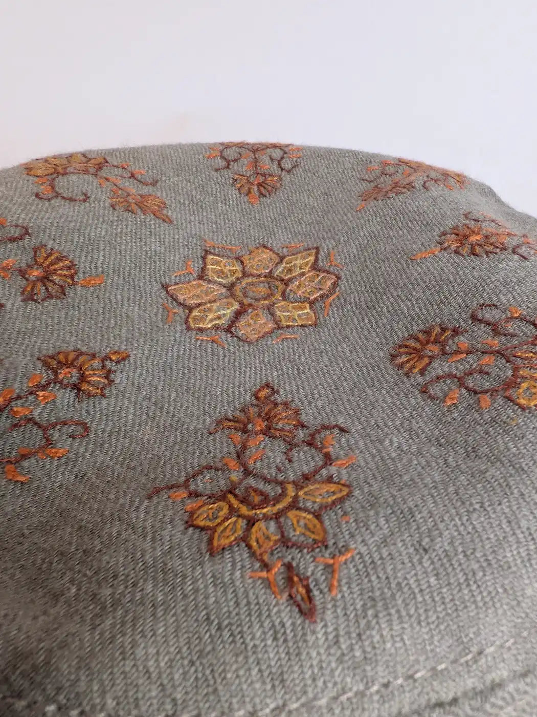 Kashmiri Beige Toosha Cap with Hand Sozni Embroidery Abdullah